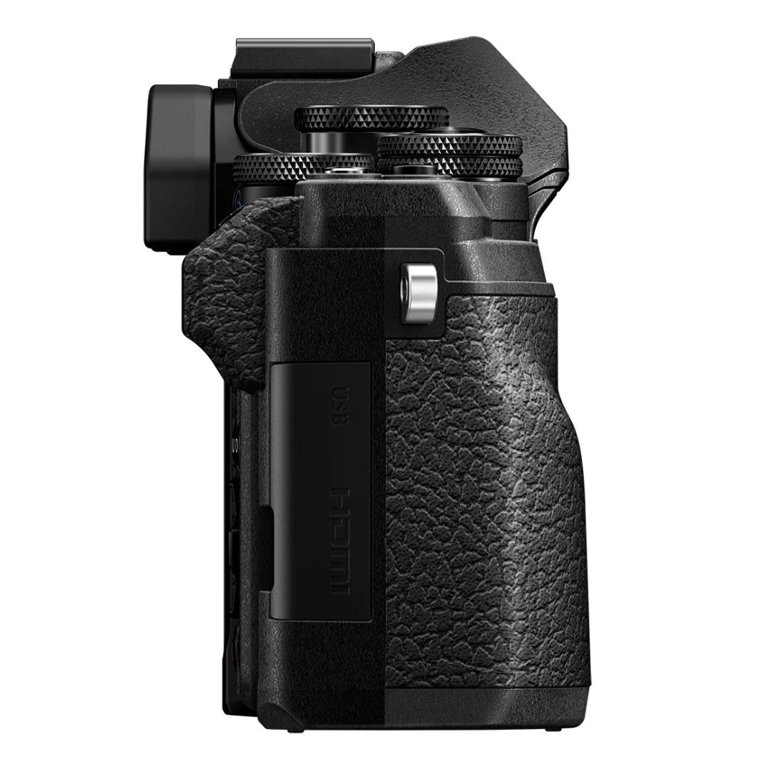 Olympus OM-D E-M10 Mark IV Mirrorless Compact Pro Camera Body Black