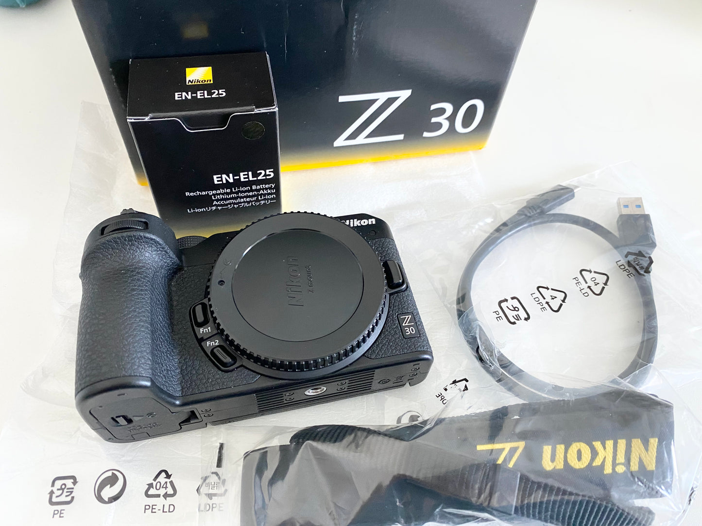 Nikon Z30 ( Body Only淨機身)(Pre-Owned二手)(Like New幾乎全新)