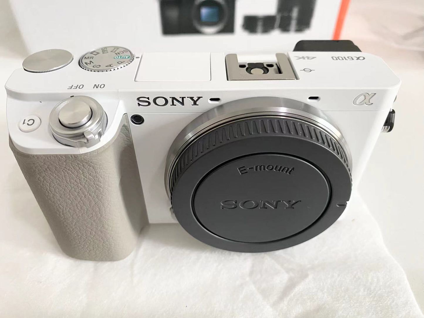 Sony A6100 Mirrorless Camera(Pre-Owned/二手)(Like New/幾乎全新)