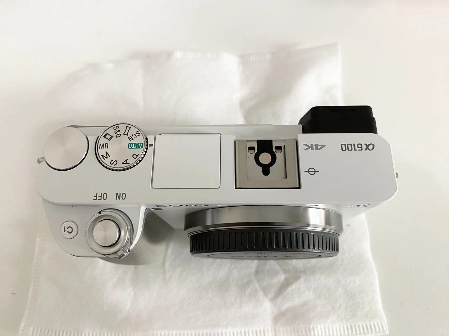 Sony A6100 Mirrorless Camera(Pre-Owned/二手)(Like New/幾乎全新)