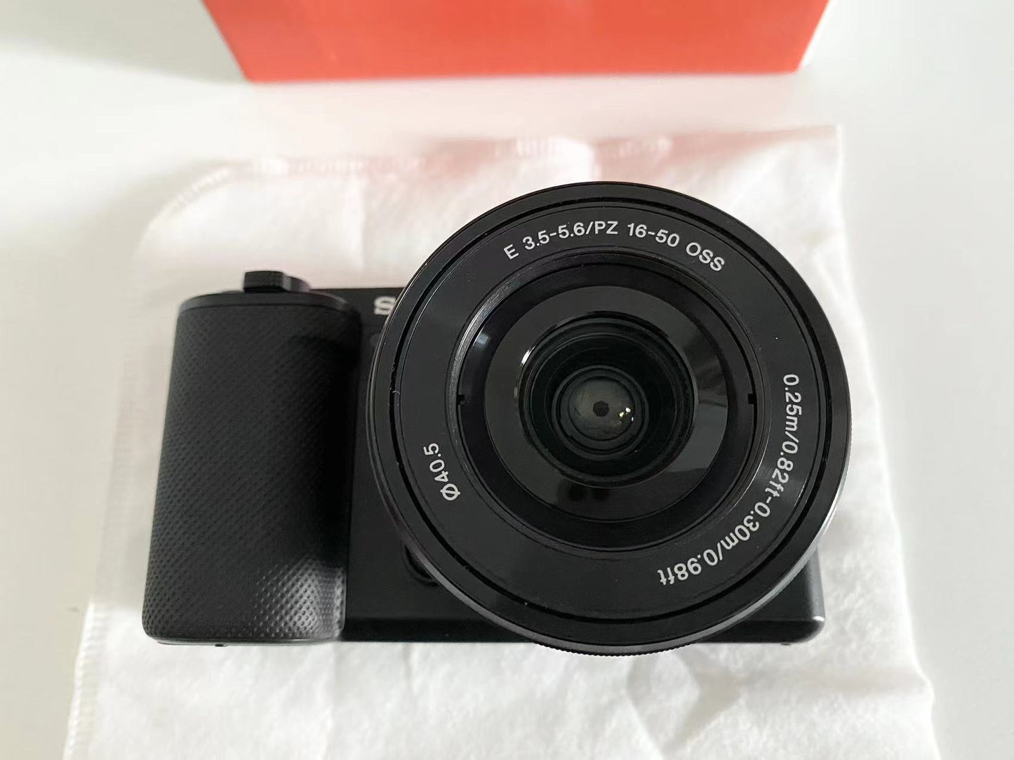 Sony ZV-E10 Mirrorless Camera with 16-50mm Lens (Black)(Pre-Owned/二手)(Like New/幾乎全新)