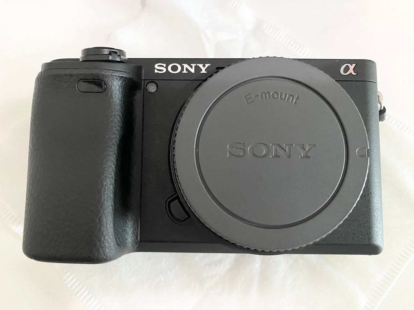 Sony Alpha a6400 Mirrorless Camera  (Body)(Black)(Pre-Owned/二手)(Like New/幾乎全新)