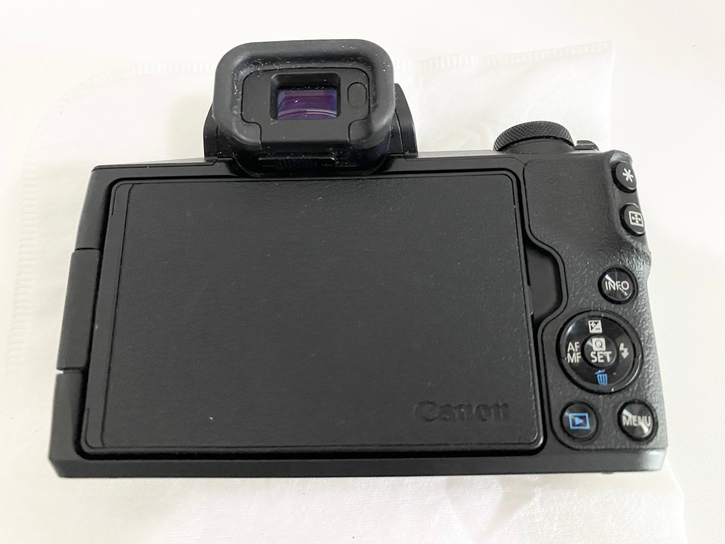 CANON EOS M50  (Body)(Black)(Pre-Owned/二手)(Like New/幾乎全新)