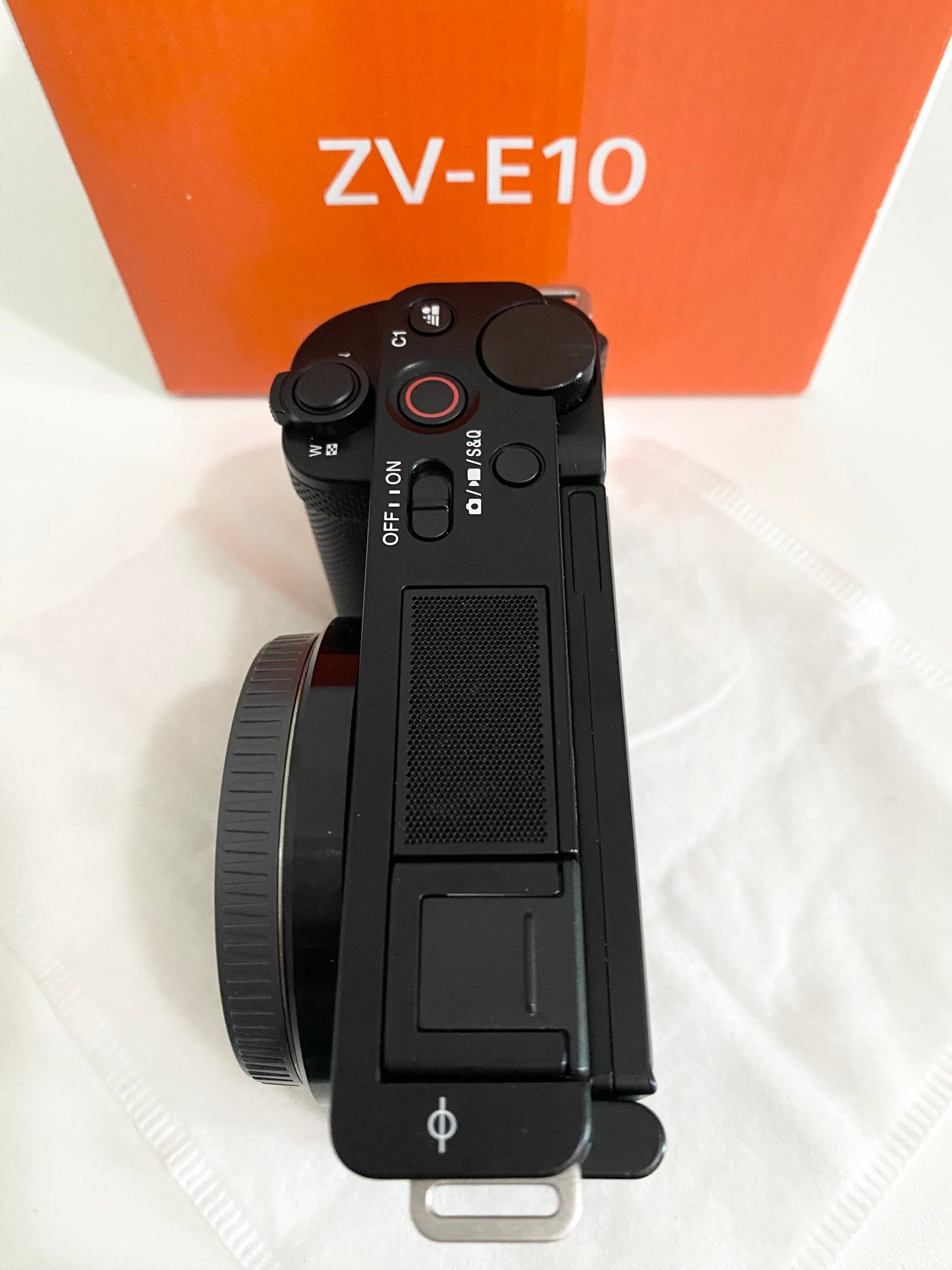 Sony ZV-E10 Mirrorless Camera Body (Black)(Pre-Owned/二手)(Like New/幾乎全新)
